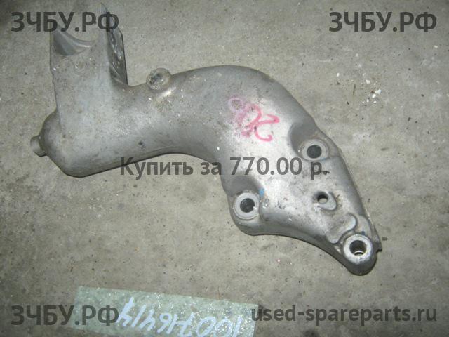 Peugeot 206 Кронштейн крепления ДВС