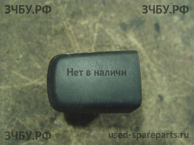 Nissan Navara 1 (D40) Заглушка