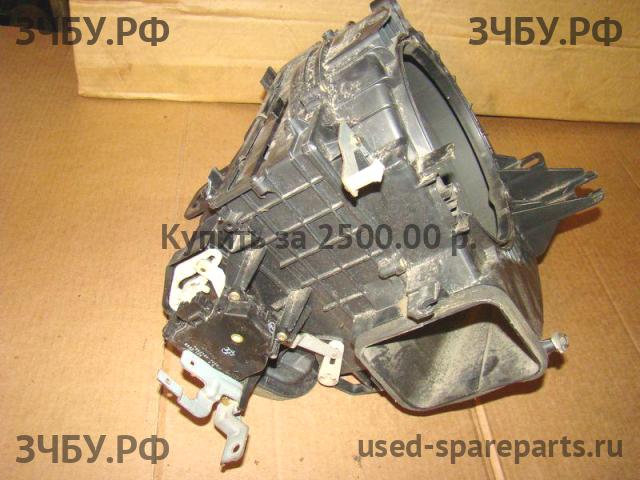 Lexus RX (1) 300 Корпус отопителя (корпус печки)