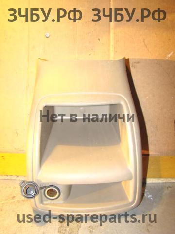 Mazda Tribute (1) [EP] Консоль между сиденьями (Подлокотник)