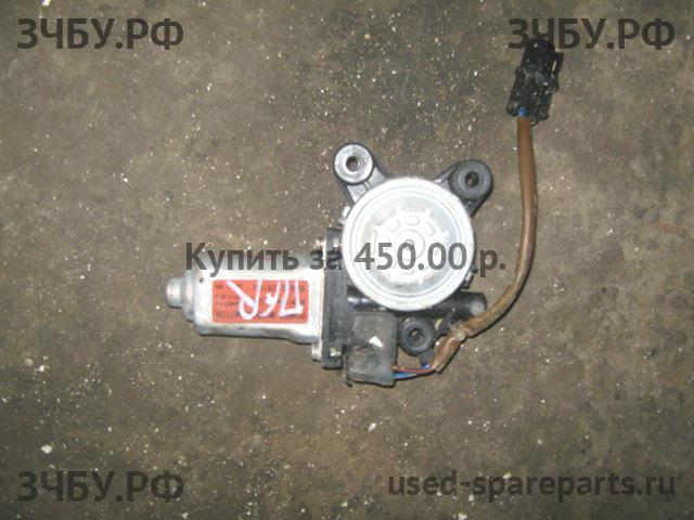 Hyundai Santa Fe 1 (SM) Моторчик стеклоподъёмника передний правый