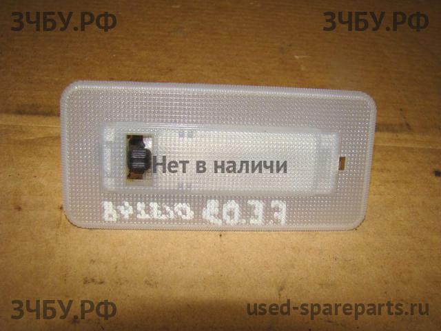 Ford Escape 1 Плафон салонный