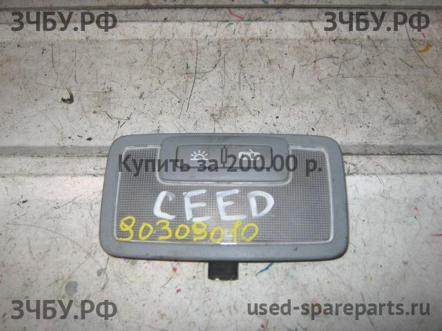 KIA Ceed 1 Плафон салонный