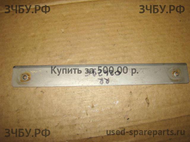 Land Rover Range Rover 2 (Classic) Накладка на порог (кузов внутри)