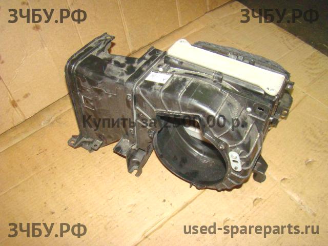 Mitsubishi Outlander 1 (CU) Корпус отопителя (корпус печки)