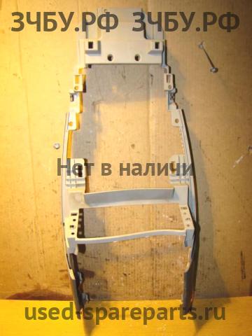 Mitsubishi Pajero/Montero Sport 1 (K9) Консоль между сиденьями (Подлокотник)