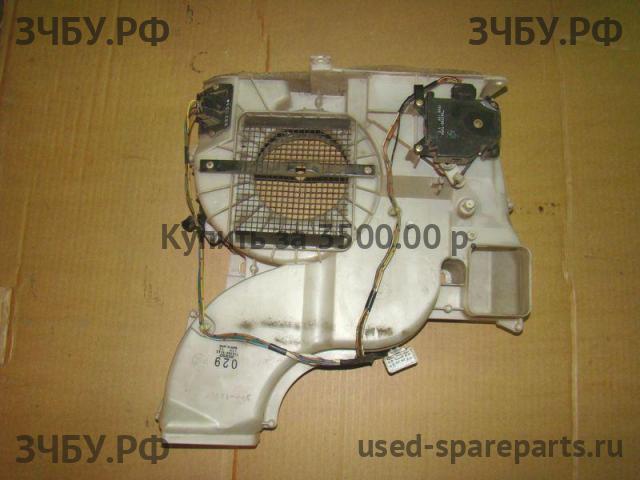 Mitsubishi Pajero/Montero 3 Корпус отопителя (корпус печки)