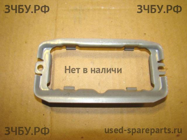 Mitsubishi Pajero/Montero 3 Кронштейн
