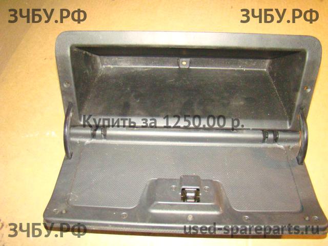 Mitsubishi Pajero/Montero 3 Бардачок