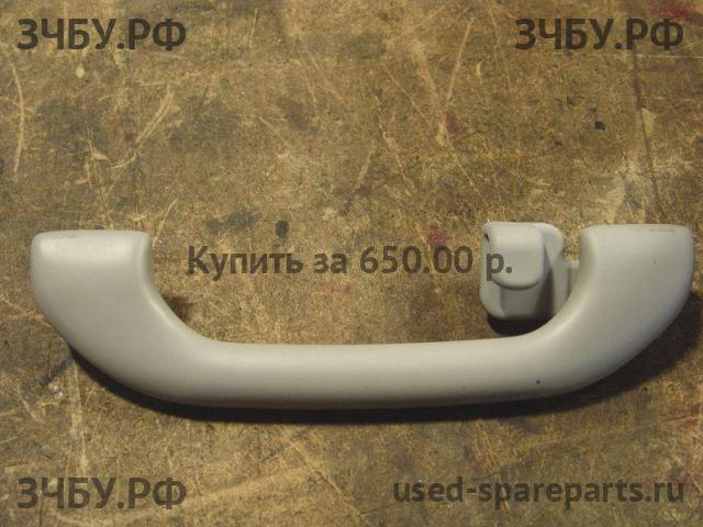 Mitsubishi Pajero Pinin (H60) Ручка внутренняя потолочная