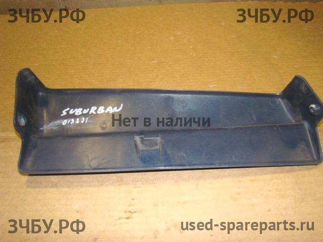 Chevrolet Suburban 1 (GMT400) Накладка