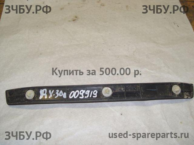 Lexus RX (1) 300 Накладка на порог (кузов внутри)
