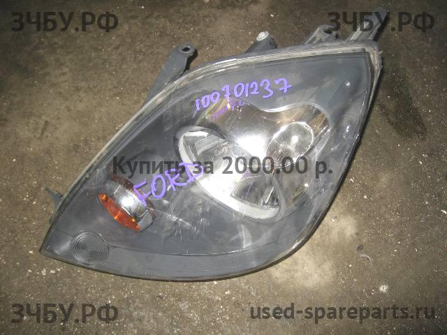 Ford Fiesta 5 Фара левая