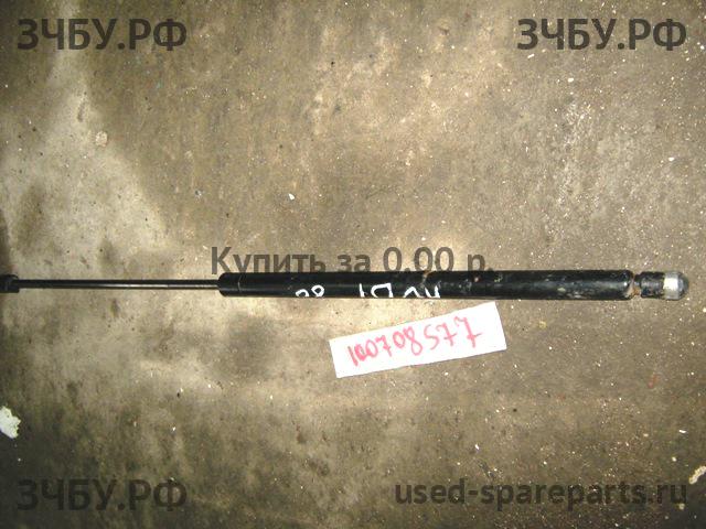 Audi 80/90 [B3] Амортизатор крышки багажника
