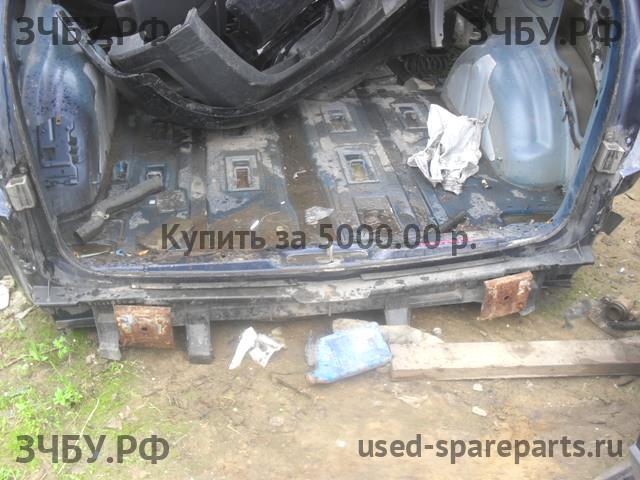 Chrysler Voyager/Caravan 4 Панель задняя