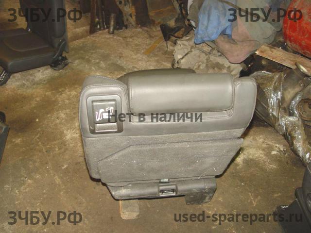 Nissan Pathfinder 2 (R51) Сиденье