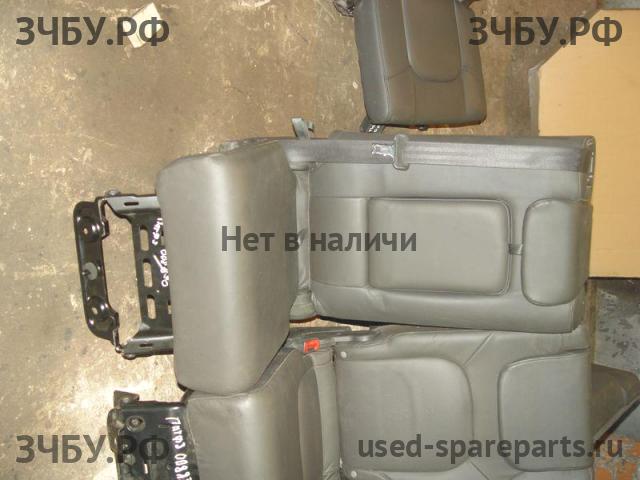 Nissan Pathfinder 2 (R51) Сиденье