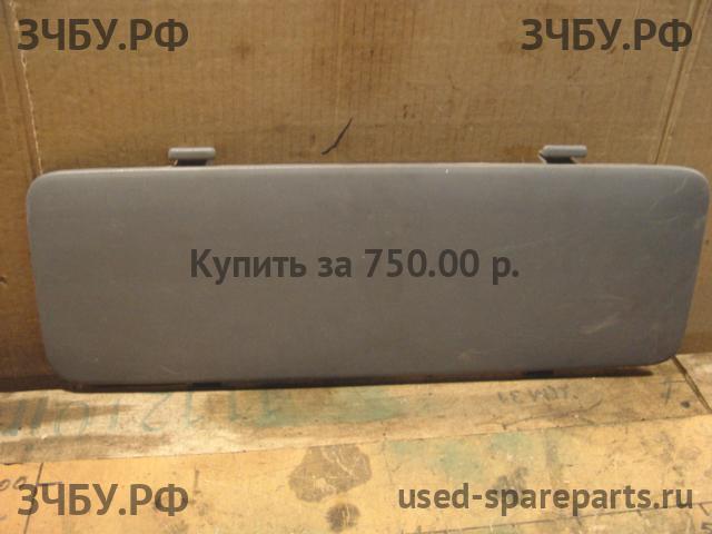 Toyota Land Cruiser 100 Накладка