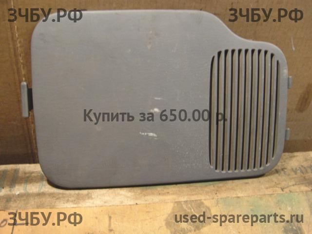 Toyota Land Cruiser 100 Накладка