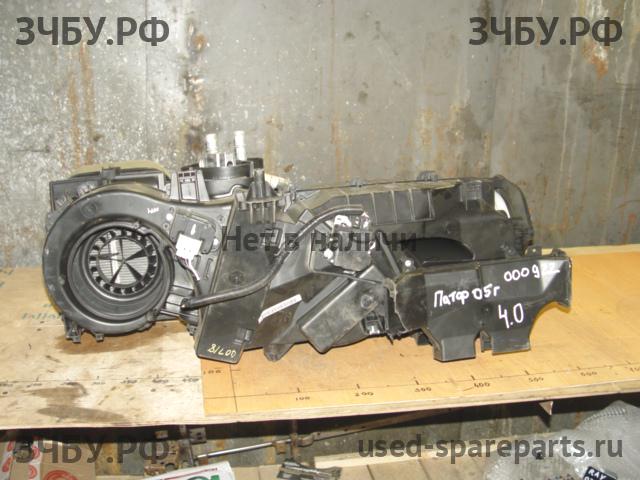 Nissan Pathfinder 2 (R51) Корпус отопителя (корпус печки)