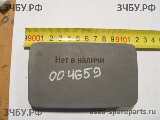 Toyota Land Cruiser 100 Заглушка