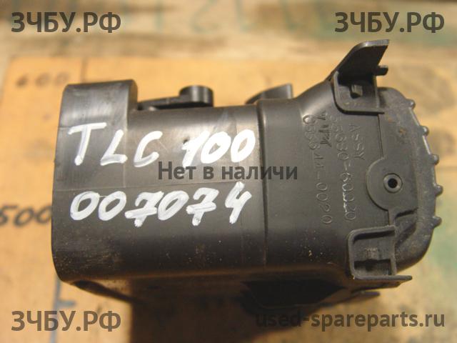 Toyota Land Cruiser 100 Дефлектор воздушный