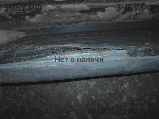 Mitsubishi Pajero/Montero 4 Подножка
