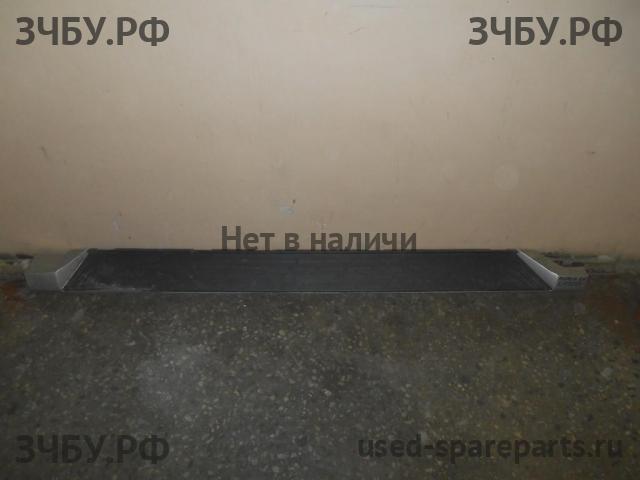 Mitsubishi Pajero/Montero 4 Подножка