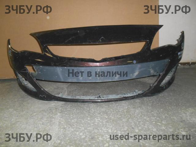 Opel Astra J Бампер передний