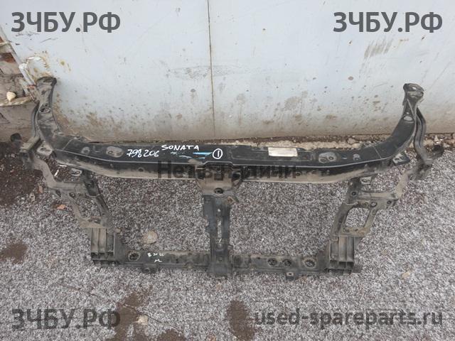 Hyundai Sonata 6 (YF) Панель передняя (телевизор)