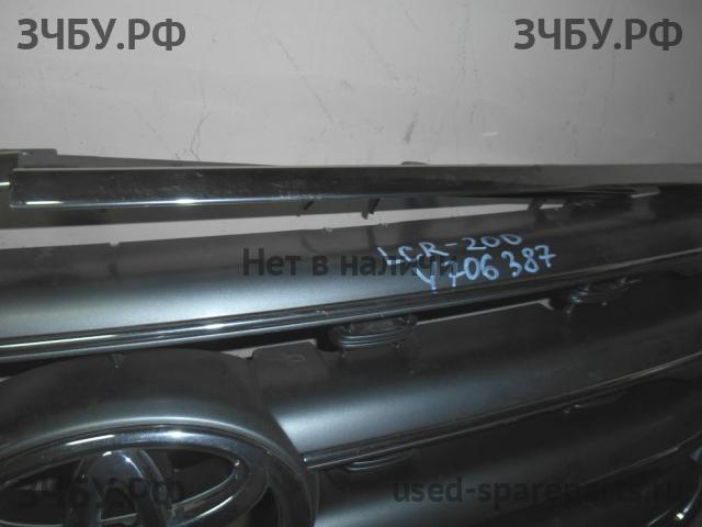 Toyota Land Cruiser 200 Решетка радиатора