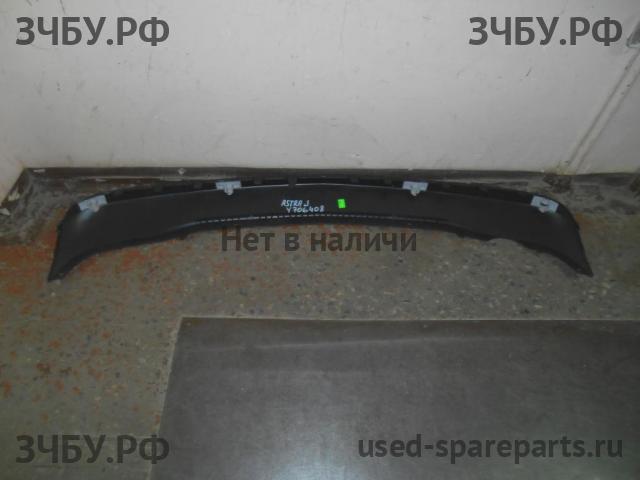 Opel Astra J Юбка заднего бампера