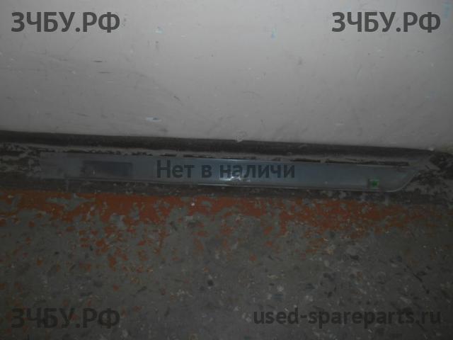 Mitsubishi Lancer 9 [CS/Classic] Накладка двери задней правой