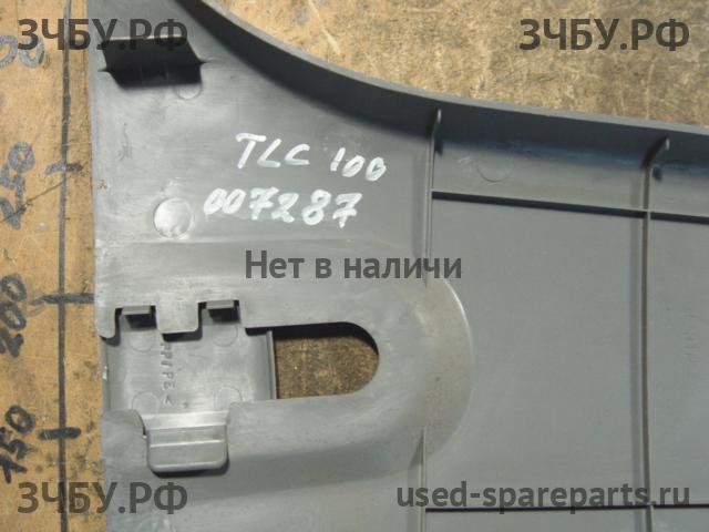 Toyota Land Cruiser 100 Накладка стойки средней левой