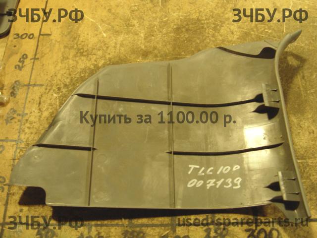 Toyota Land Cruiser 100 Накладка стойки задней левой