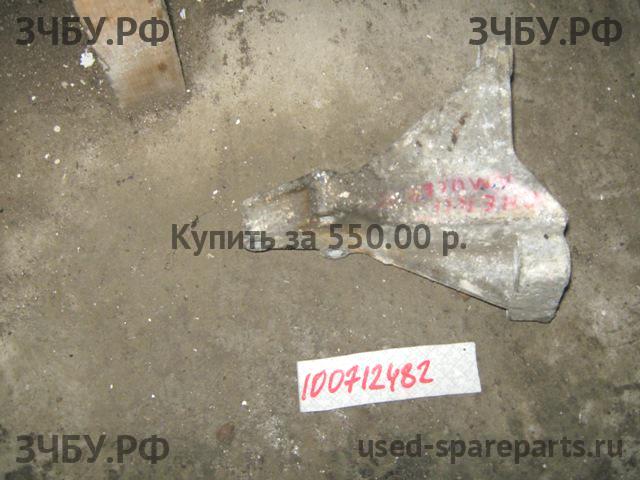 Chery Amulet (A15) Кронштейн крепления ДВС