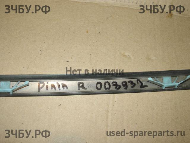Mitsubishi Pajero Pinin (H60) Накладка стекла