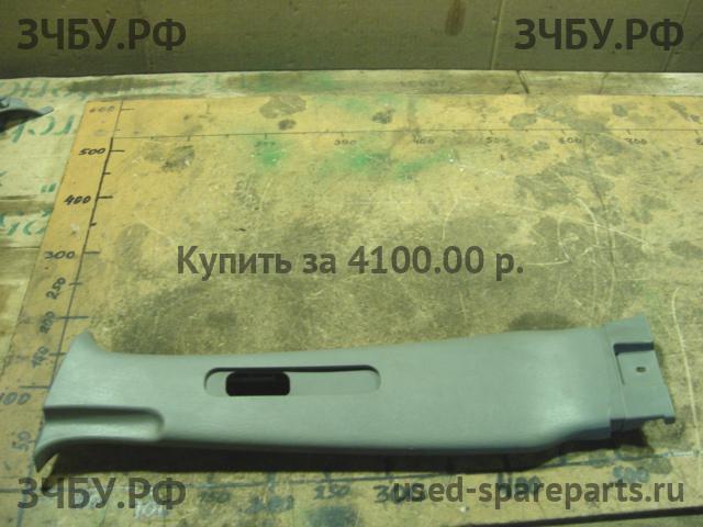 Toyota Land Cruiser 100 Накладка стойки средней правой