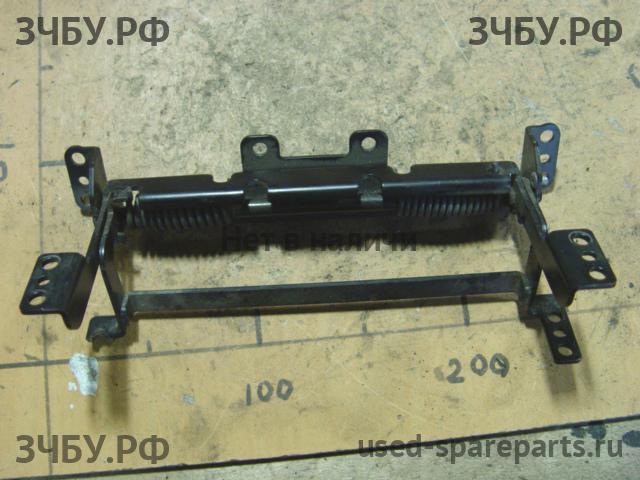 Toyota Land Cruiser 100 Крепёж
