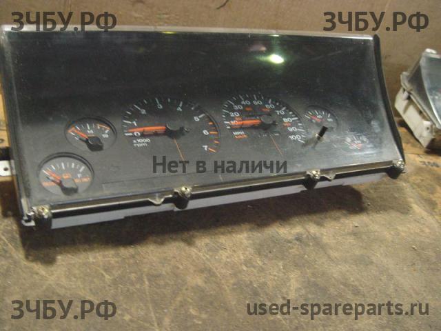 Jeep Grand Cherokee 1 Панель приборов