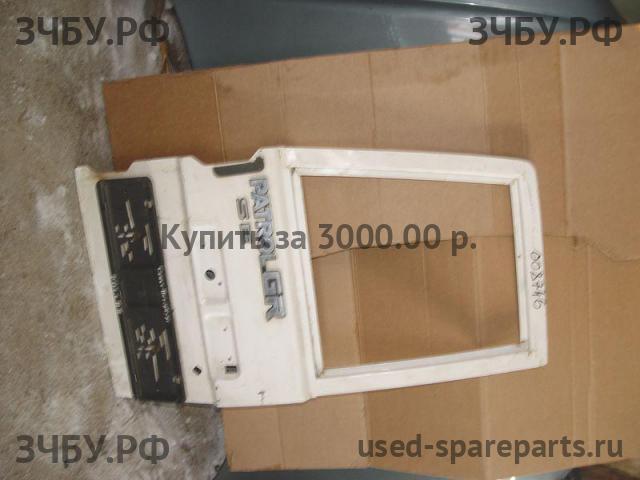 Nissan Patrol (Y60) Дверь багажника