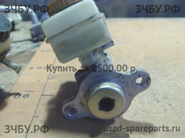 Subaru Legacy Outback 2 (B12) Цилиндр тормозной главный