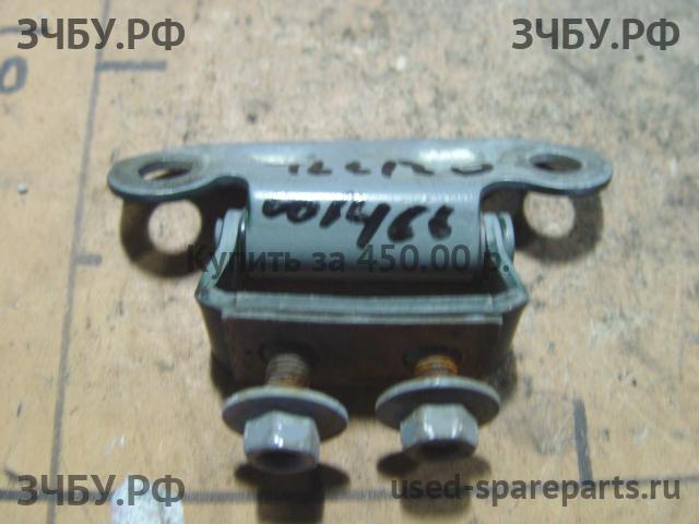Toyota Land Cruiser 120 (PRADO) Петля двери