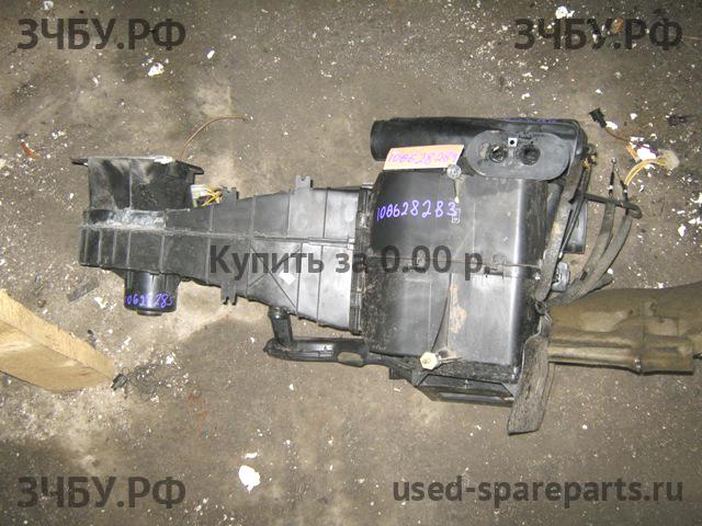 Volkswagen Passat B3 Корпус отопителя (корпус печки)