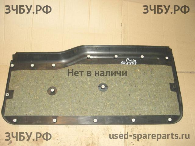 Mitsubishi Pajero Pinin (H60) Обшивка двери багажника
