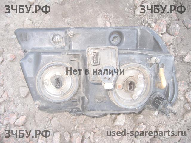 Jeep Grand Cherokee 2 Фара левая