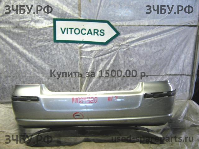 Toyota Avensis 2 Бампер задний