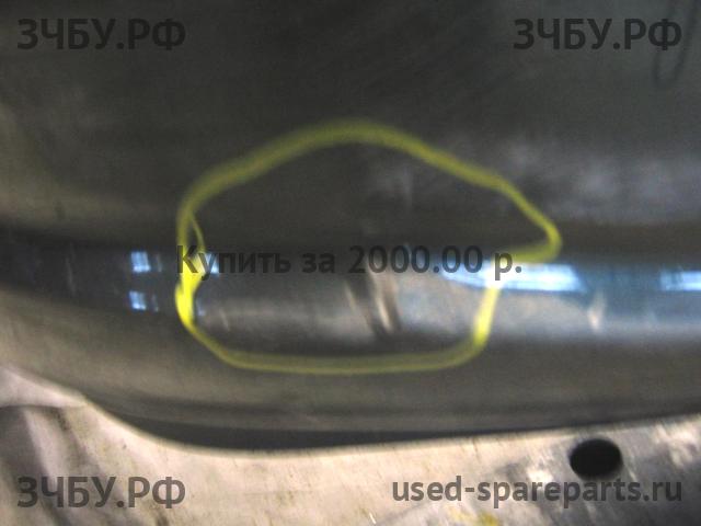 Toyota Avensis 2 Бампер задний