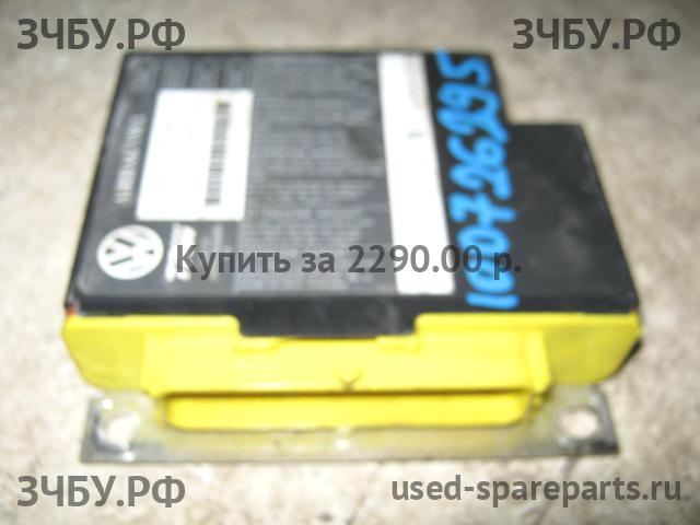 Seat Ibiza 3 (6L) Блок управления AirBag (блок активации SRS)