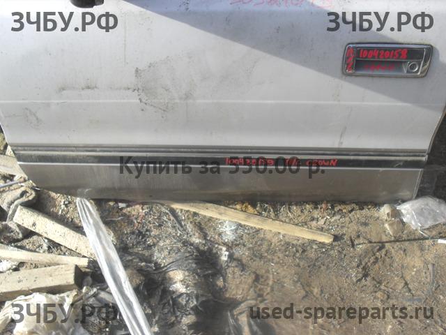 Toyota Crown (S130) Молдинг двери передней левой